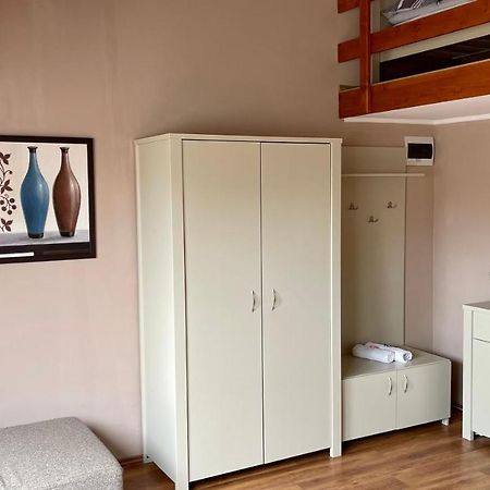 Gyula Var Premium Apartman Екстер'єр фото