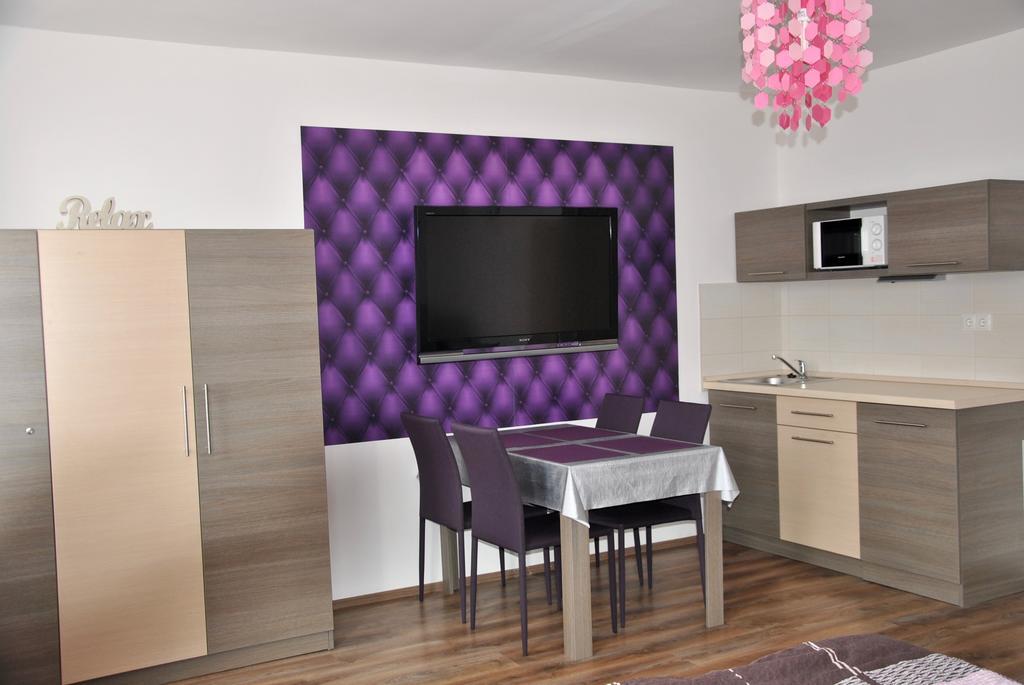 Gyula Var Premium Apartman Екстер'єр фото
