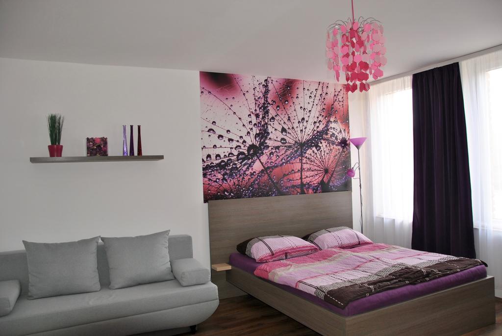 Gyula Var Premium Apartman Екстер'єр фото